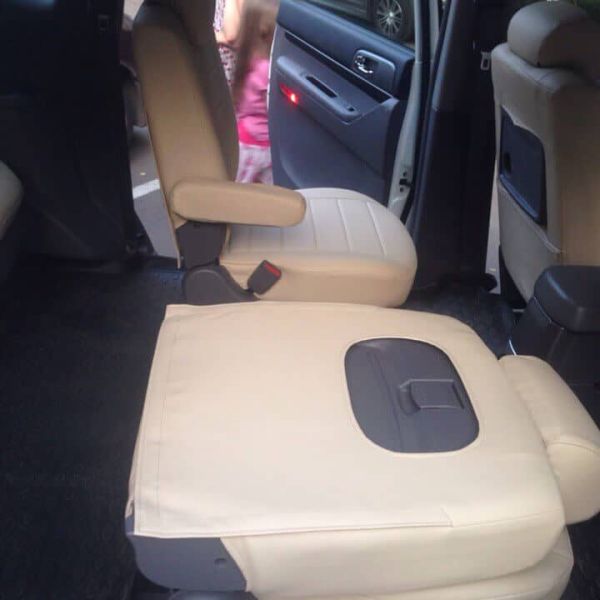 Чехлы Автопилот на  SsangYong Stavic Чехлы Автопилот на  SsangYong Stavic